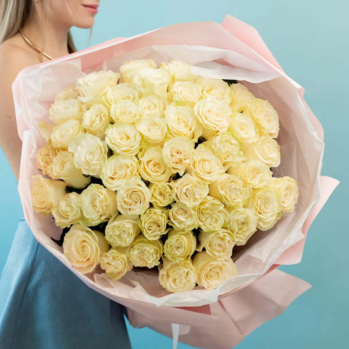 51 роза сорт мондиаль, ракурс 1 из 7