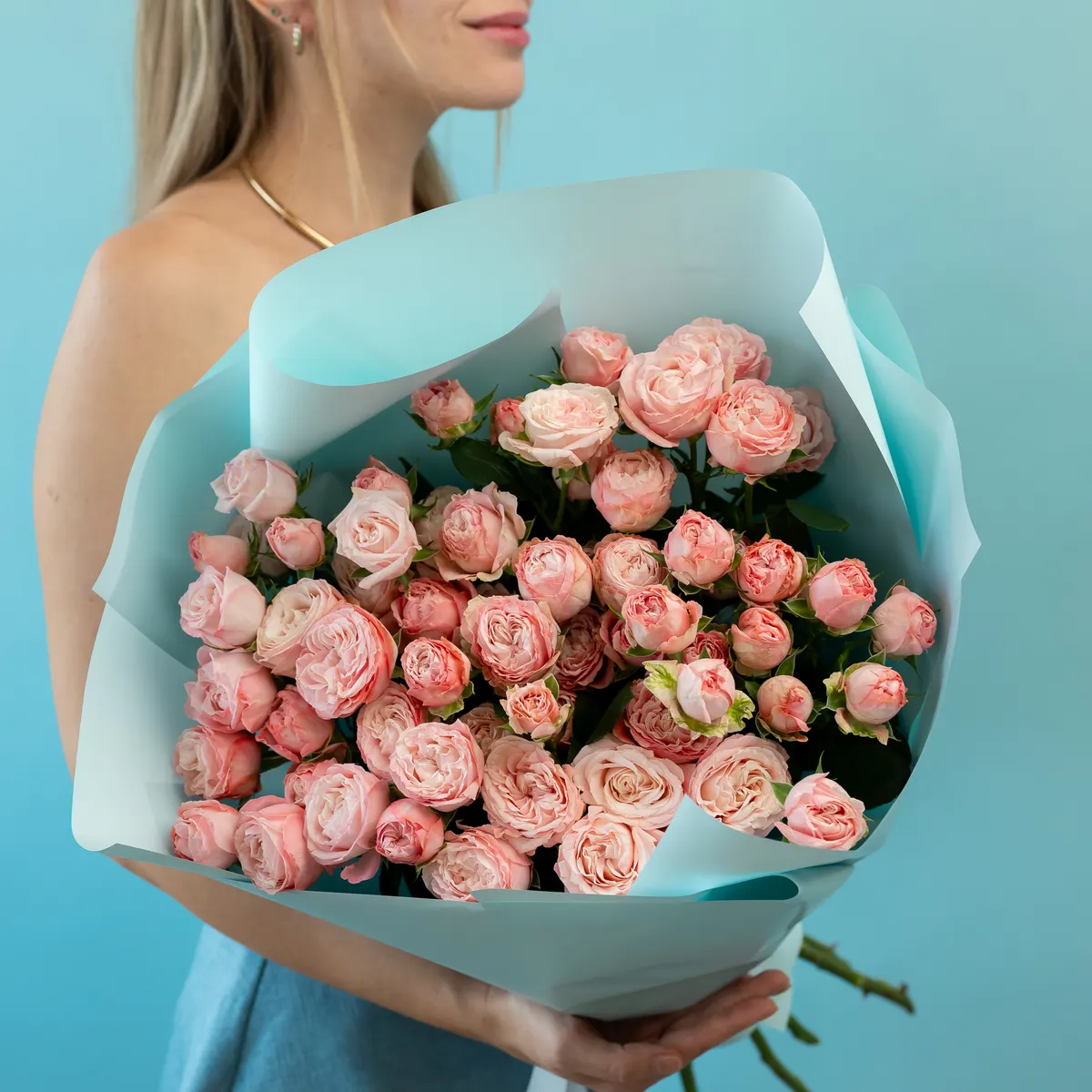 Кустовая роза (сорт бомбастик) 15 шт, ракурс 1 из 7