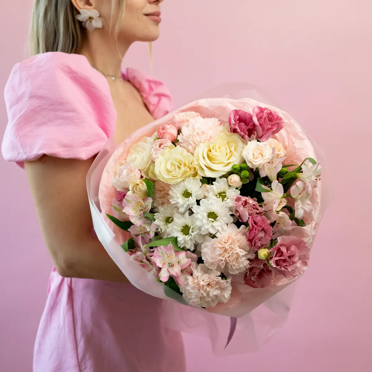 Сборный букет круглый, ракурс 1 из 7