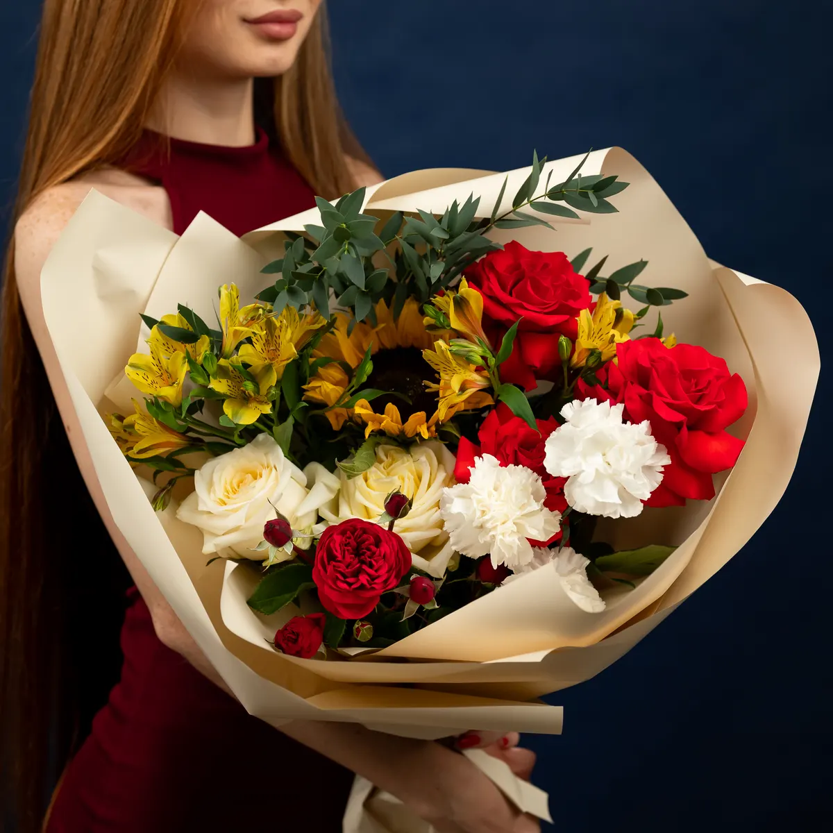 Сборный букет интерьерный, ракурс 1 из 7